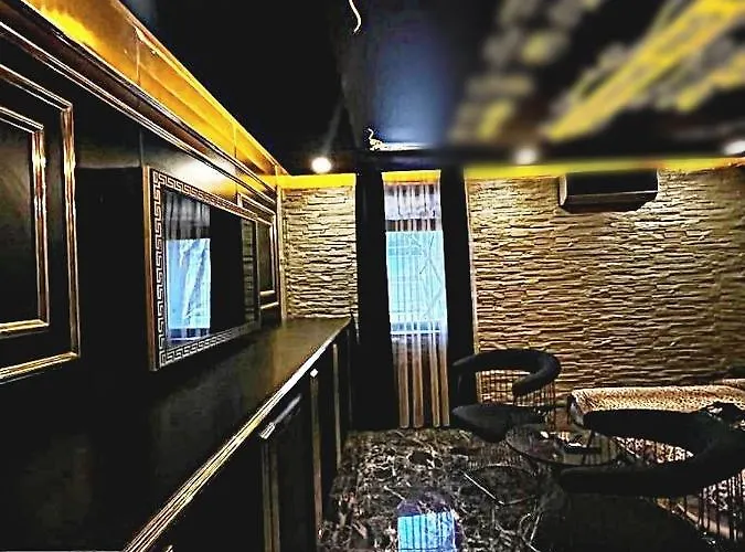 Black House 2* Ankara