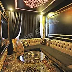 Black House Апарт-отель 2*